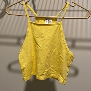 Yellow crop tanktop